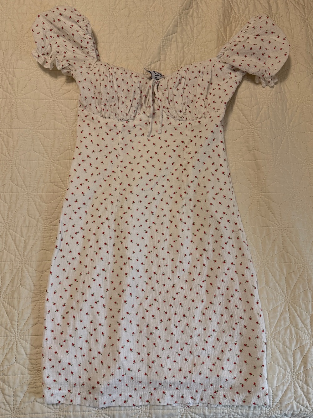 Princess Polly White Mini Dress with Red Floral Print Size 2 Cottagecore